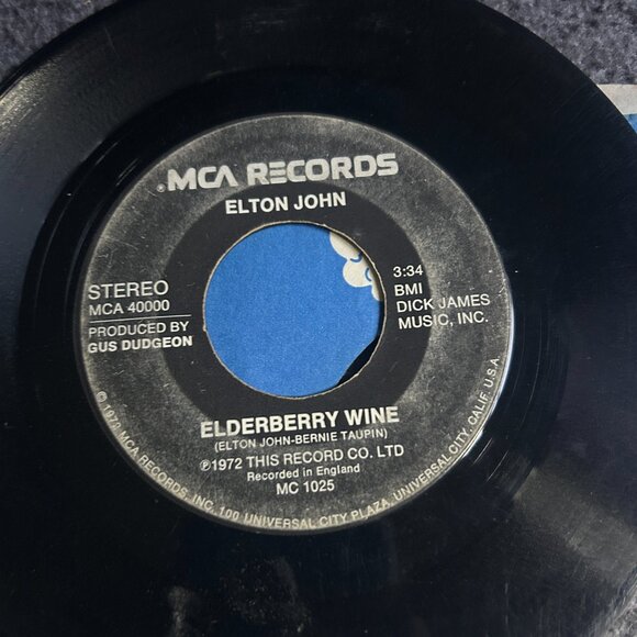 Lot of 2 Elton John 45 Vinyl Vintage Record 1970s Crocodile Rock Elderberry Wine - Picture 5 of 12